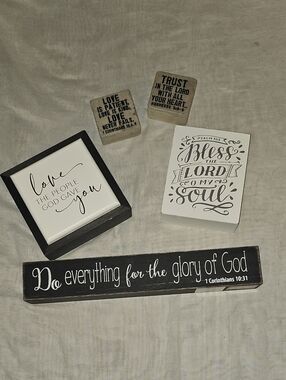 Faith Bible Verse Decor Set Inspirational Signs